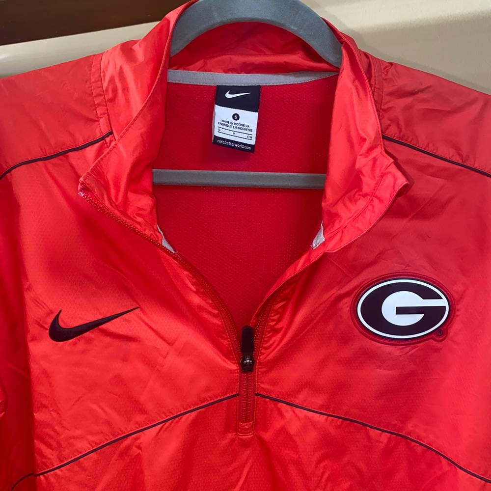 Nike Georgia Bulldogs raincoat- no hood